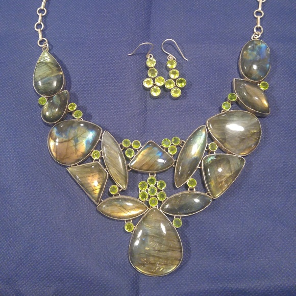 Labradorite and Peridot Princess Necklace Set - Picture 1 of 5